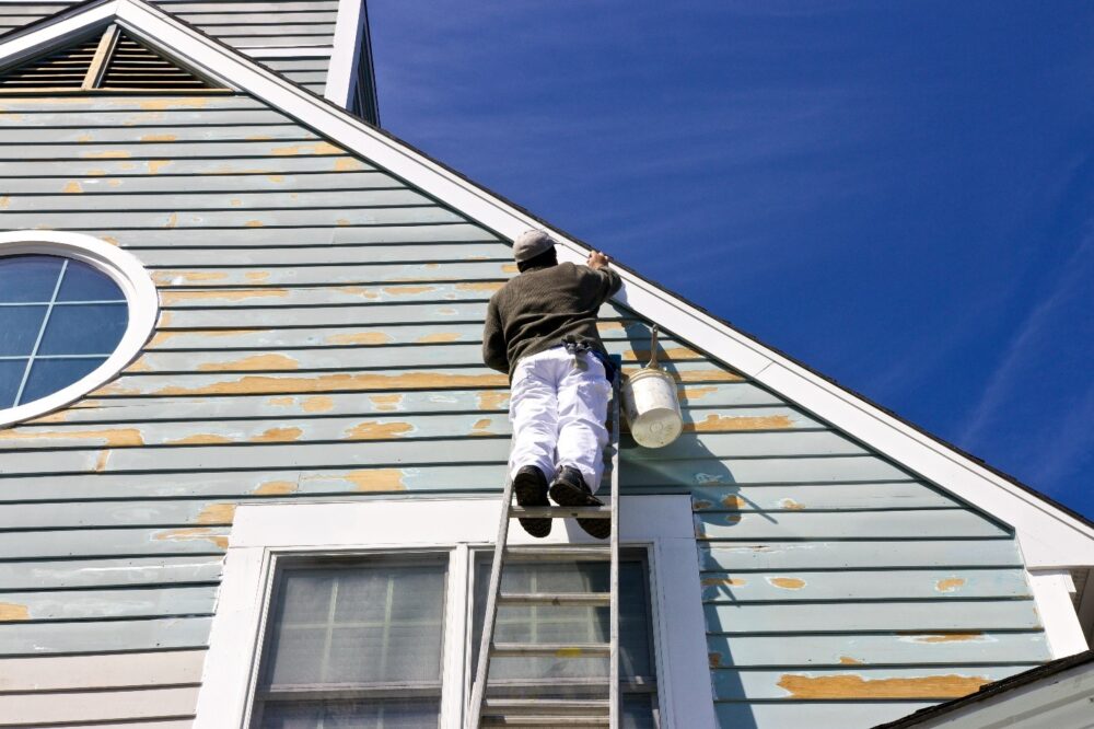 Do You Know When It’s Time to Replace the Siding on Your House?