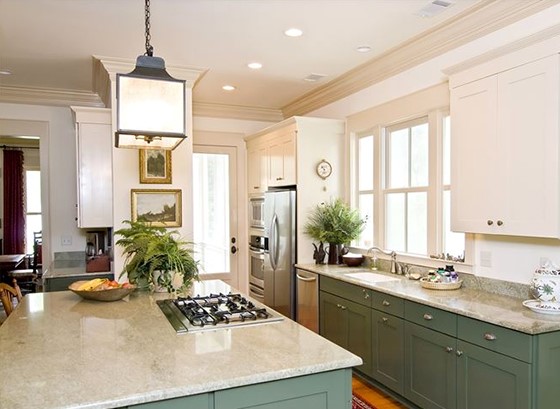 Kitchen with Crown Moulding